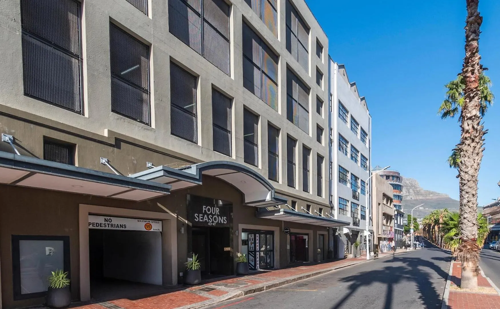 Central Apartments With Panoramic Table Mountain Views Kapstadt
